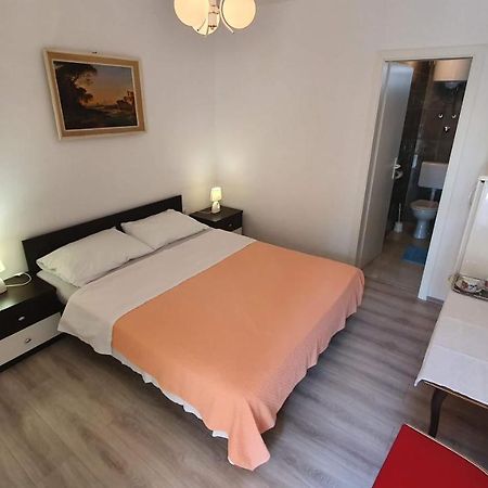 Double Rooms With Terrace Tomica Baška Dış mekan fotoğraf